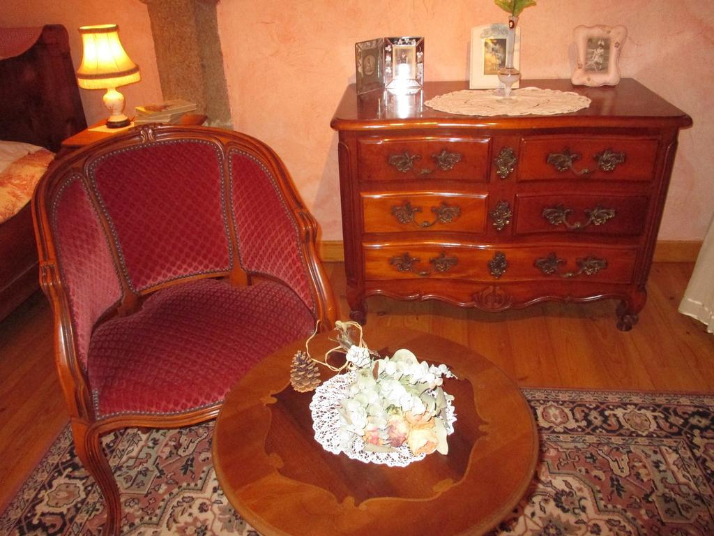 Les Sources Bed & Breakfast Poilley  Exterior foto
