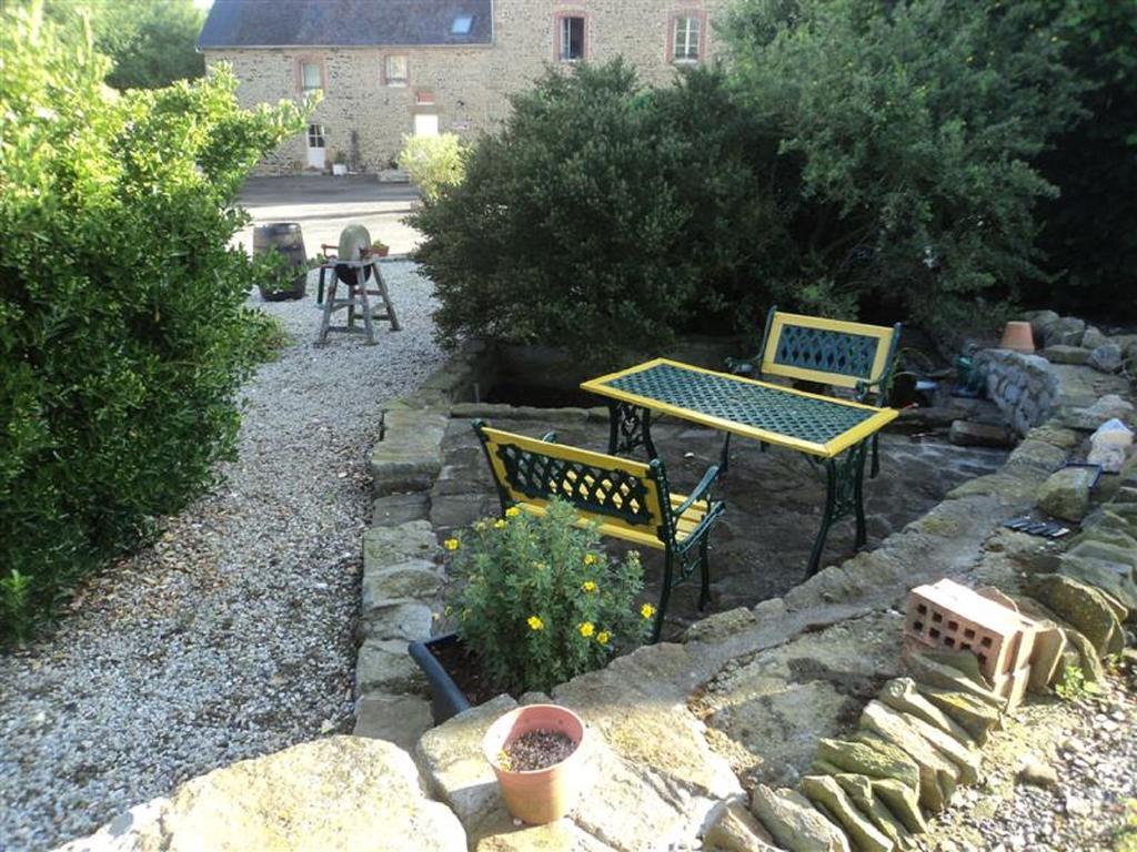 Les Sources Bed & Breakfast Poilley  Exterior foto